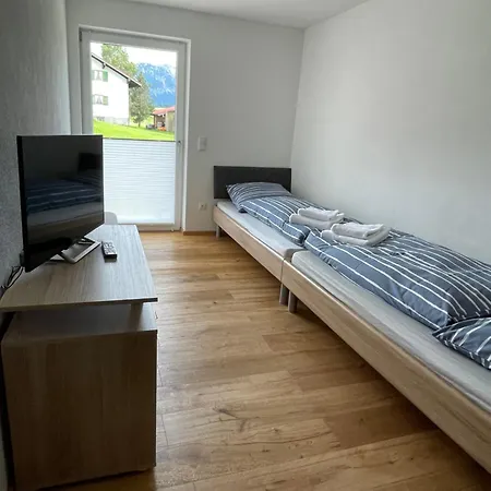 Appartement Allgaeublick - Mit Bergblick - Koenigscard Hopferau